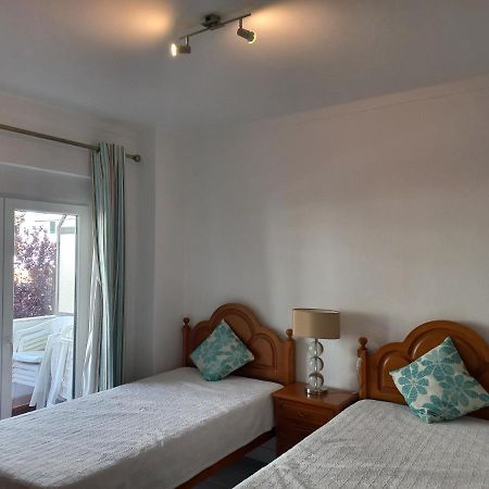 Regueiro Quarteira Beach Apartment Buitenkant foto
