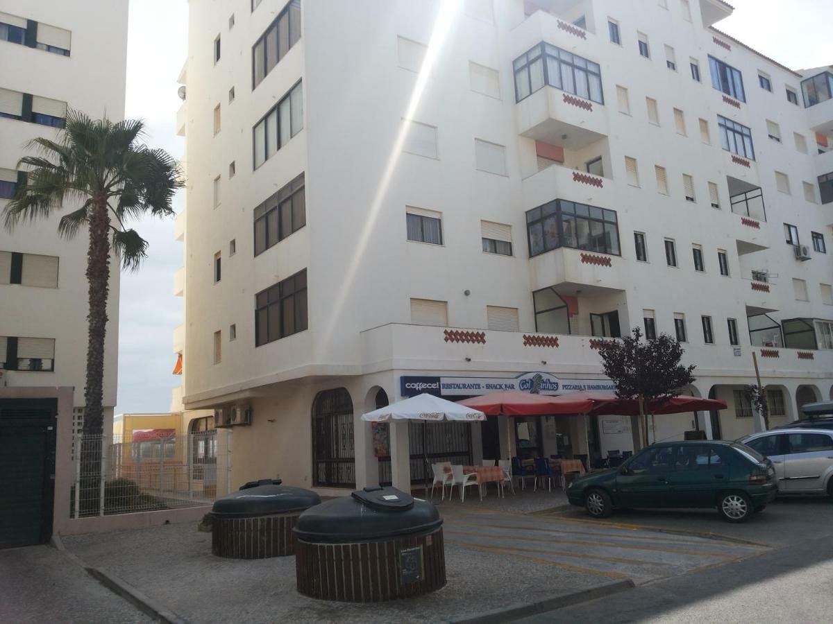 Regueiro Quarteira Beach Apartment Buitenkant foto